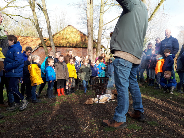 Help jij mee kinderen tellen in het speelbos?