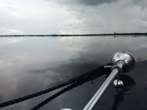 Prachtige spiegelende vergezichten op de Beulakerwijde