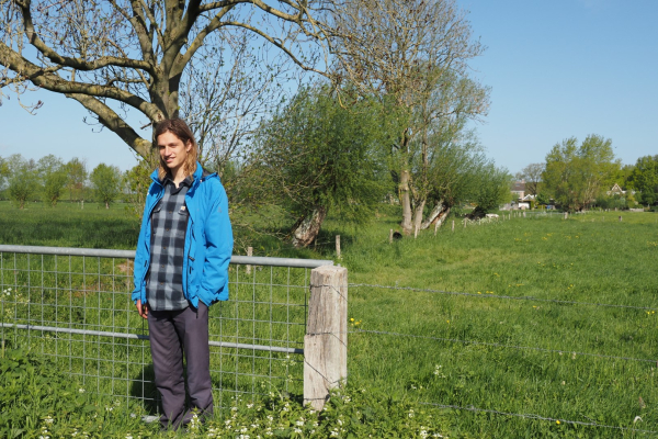 Otto Veerman op het terrein van het toekomstige voedselbos