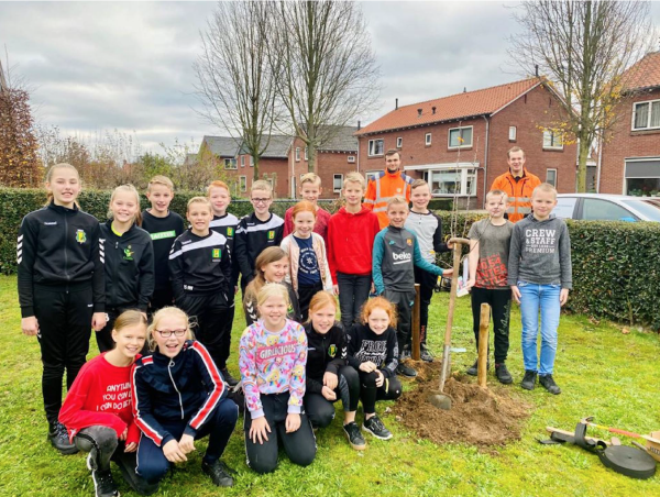 Veel bomen geplant via Groene Lopers in Overijssel