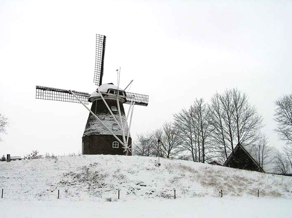 Molen Frielink te Fleringen in de winter