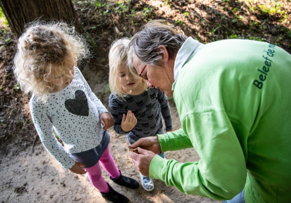 Vrijwilligersvacature: aan de slag met een leskist over de landschapsbiografie
